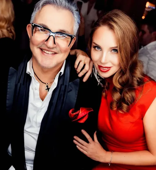 Дмитрий и Полина Дибровы развелись Дмитрий и Полина Дибровы развелись