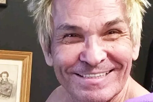 «Я на улицу не хожу»: Бари Алибасов из-за сильных болей обратился к медикам «Я на улицу не хожу»: Бари Алибасов из-за сильных болей обратился к медикам