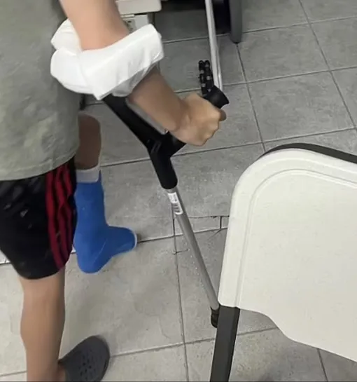 Деверо Джаггеру придется носить гипс