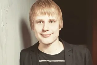 «Молчать о ситуации унизительно»: Слава Комиссаренко узнал о прошлом жены в вебкаме через неделю после свадьбы «Молчать о ситуации унизительно»: Слава Комиссаренко узнал о прошлом жены в вебкаме через неделю после свадьбы