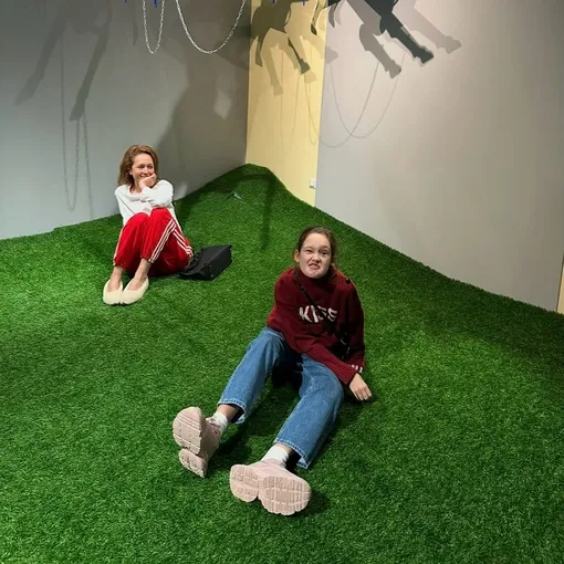 Виктория Исакова с дочерью Варварой