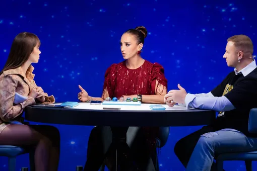 Ольга Бузова, Дмитрий Журавлев, Олеся Иванченко на съемках шоу «Натальная карта»