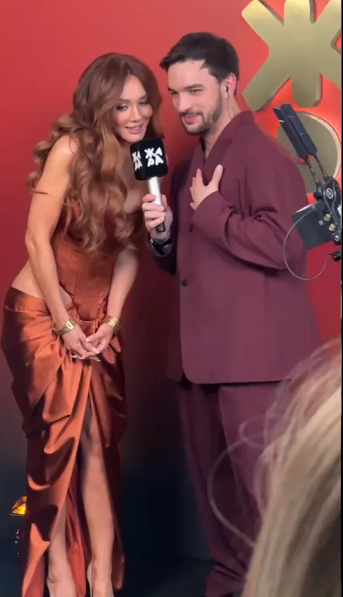 Анна Седокова на премии ЖАРА Music Awards 2025 Анна Седокова на премии ЖАРА Music Awards 2025