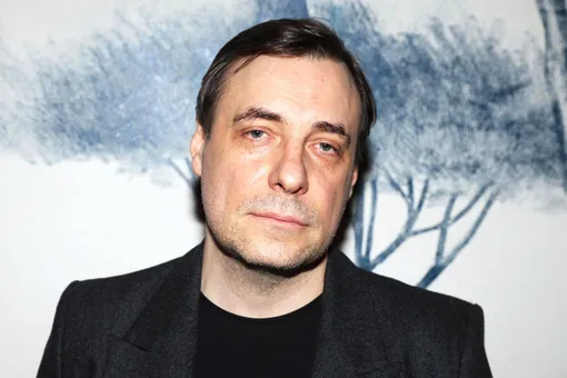 Евгений Цыганов показал редкое фото с дочками и сыном от бывшей жены по важному поводу Евгений Цыганов показал редкое фото с дочками и сыном от бывшей жены по важному поводу