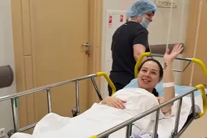 Бывший муж теряющей зрение Лерчек рассказал дочери и сыновьям о том, что их мама больна раком