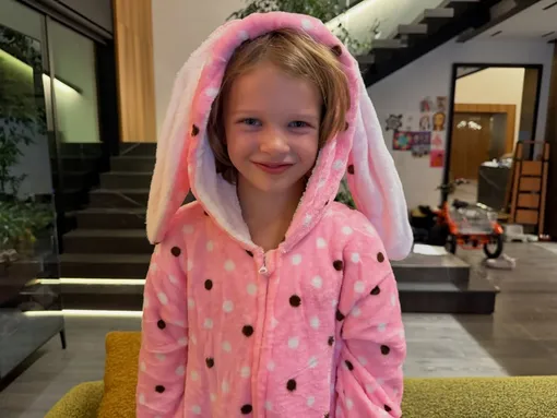 Милла Йовович трогательно обратилась к дочери в день ее шестилетия