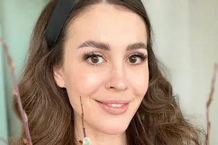 «Ясновидящая увидела, что у меня мертвый ребенок»: беременная Анна Бузова перенесла нервный срыв в Турции