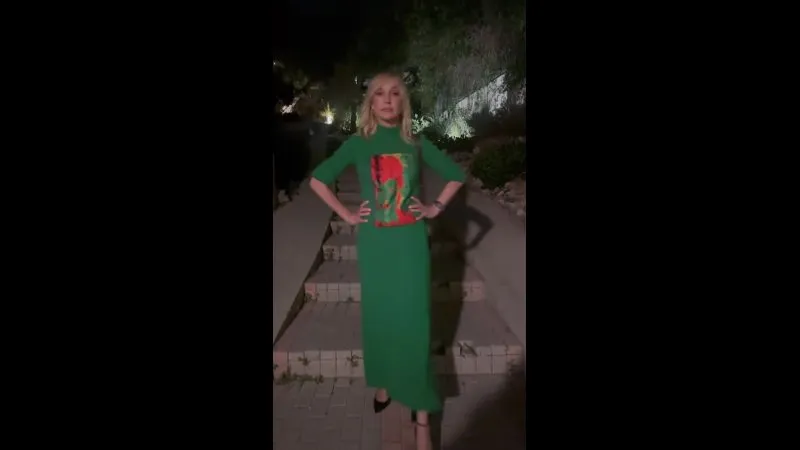 Нажми и смотри