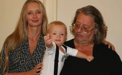 Марина Коташенко и Александр Градский с сыном Марина Коташенко и Александр Градский с сыном