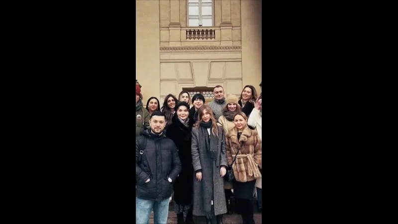 Нажми и смотри