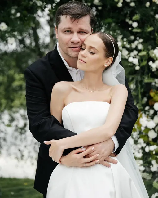 Супруги Гарик Харламов и Катерина Ковальчук