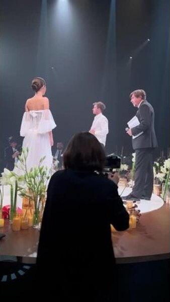 Нажми и смотри