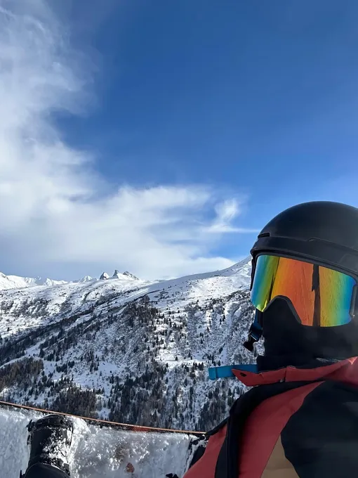 Милош Бикович показал, как проводит 38-летие Милош Бикович показал, как проводит 38-летие