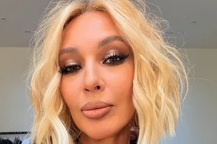 «Я бросила телефон и побежала помогать»: Лера Кудрявцева заявила, что они с мужем и дочкой победили в Египте