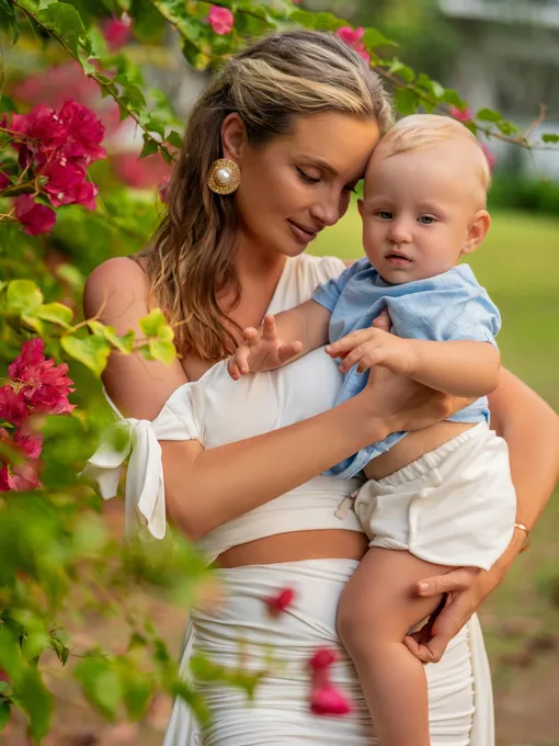 Кристина Черкасова с сыном Мирославом