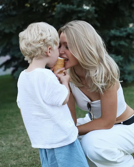 Анастасия Уколова с сыном