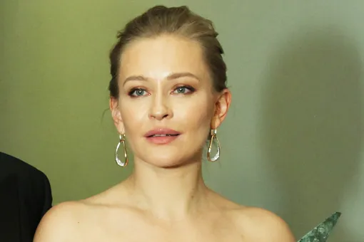 «Началась очень сложная онкология горла»: Юлия Пересильд рассказала о борьбе за жизнь мамы «Началась очень сложная онкология горла»: Юлия Пересильд рассказала о борьбе за жизнь мамы