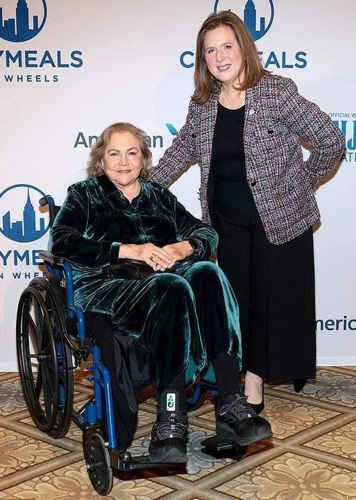 Кэтлин Тернер впервые открыто рассказала о своем состоянии