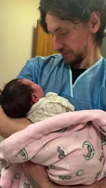 Нажми и смотри