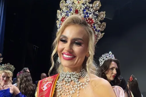 «Я была приятно удивлена»: Екатерина Семенова раскрыла секрет своей победы в конкурсе «Миссис Россия-2025» «Я была приятно удивлена»: Екатерина Семенова раскрыла секрет своей победы в конкурсе «Миссис Россия-2025»