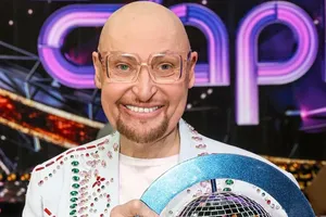 «В 50 захотелось доказать всем, что я еще могу!»: Шура сделал обращение после победы в шоу «Суперстар! Битва сезонов!» «В 50 захотелось доказать всем, что я еще могу!»: Шура сделал обращение после победы в шоу «Суперстар! Битва сезонов!»