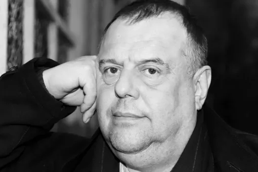 «Умер в больнице отец троих прекрасных детей»: актер сериала «Интерны» Максим Пинскер ушел из жизни «Умер в больнице отец троих прекрасных детей»: актер сериала «Интерны» Максим Пинскер ушел из жизни