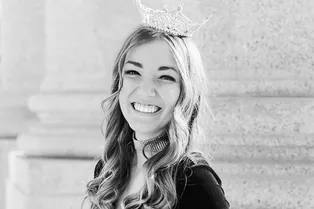 Умерла при загадочных обстоятельствах 21-летняя королева красоты и музыкант Бринн Карнесекки Умерла при загадочных обстоятельствах 21-летняя королева красоты и музыкант Бринн Карнесекки