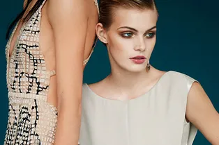 Armani запускает новую женскую линию Armani запускает новую женскую линию