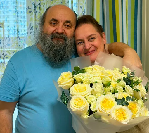 Супруги Анатолий и Наталья Вяхиревы Супруги Анатолий и Наталья Вяхиревы