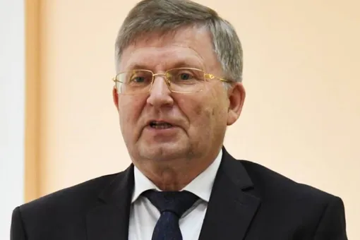 Подробности внезапной смерти ректора академии Николая Чеснокова в голове монумента «Родина-мать зовет!» в Волгограде Подробности внезапной смерти ректора академии Николая Чеснокова в голове монумента «Родина-мать зовет!» в Волгограде