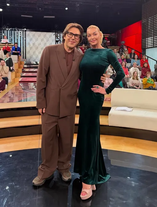 Анастасия Волочкова на шоу Андрея Малахова