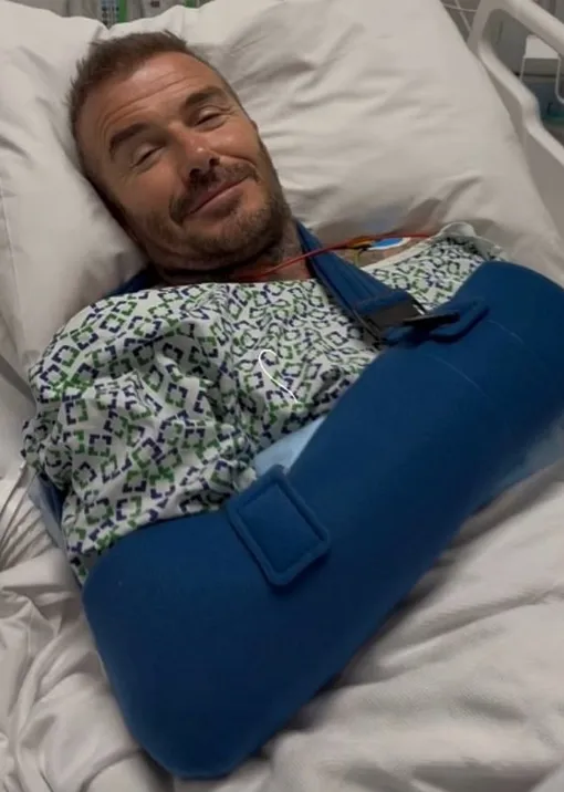 Дэвид Бекхэм в больнице Дэвид Бекхэм в больнице