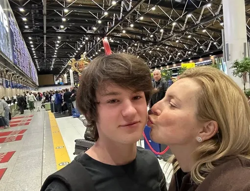 Ирина Слуцкая поздравила сына