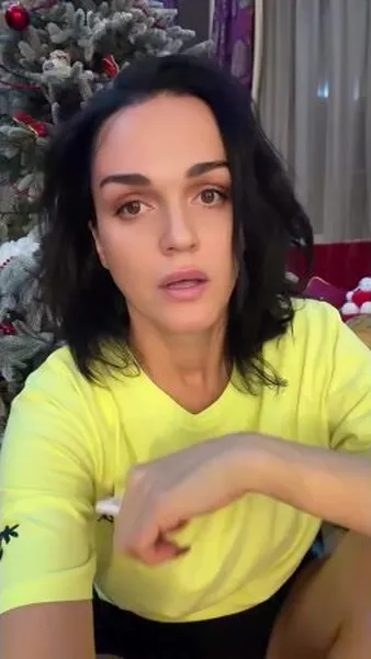 Нажми и смотри