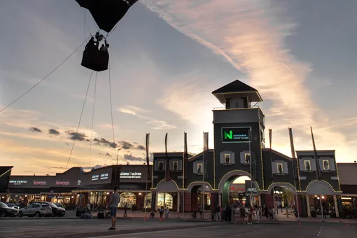 Обновляем гардероб на распродаже в Novaya Riga Outlet Village Обновляем гардероб на распродаже в Novaya Riga Outlet Village