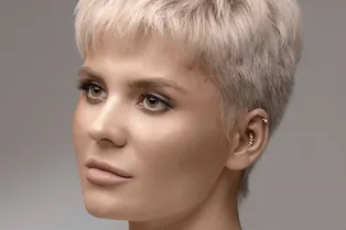 «Настоящее имя. Шок»: дочь певицы Валерии призналась, что ее зовут не Анна