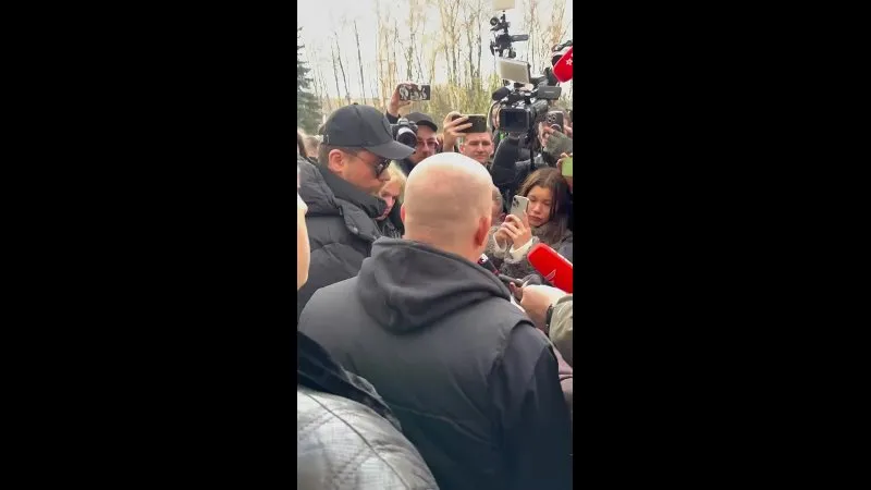 Нажми и смотри Нажми и смотри
