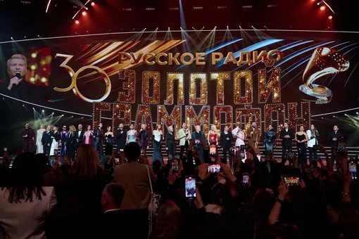 Дебютанты и рекордсмены «Золотого Граммофона»: чем покорила зрителей 30-я церемония Дебютанты и рекордсмены «Золотого Граммофона»: чем покорила зрителей 30-я церемония