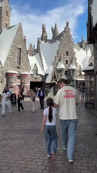 Нажми и смотри