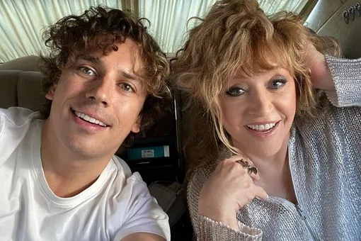 «Я боюсь высоты»: Максим Галкин, поддавшись уговорам сына, влез на вышку среди лесных болот в Латвии «Я боюсь высоты»: Максим Галкин, поддавшись уговорам сына, влез на вышку среди лесных болот в Латвии