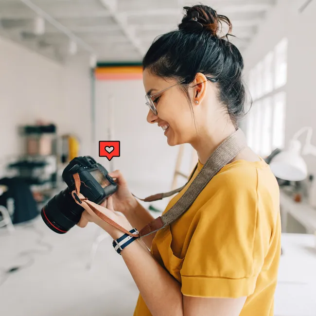 Как хорошо получаться на фото: 7 лайфхаков для съемки мечты от модельного коуча