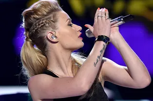 Игги Азалия спела с Бритни Спирс