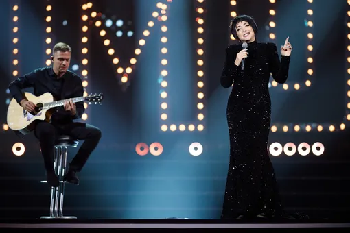 Лолита на юбилейном шоу, посвященном 30-летию «Русского радио», и церемонии вручения премии «Золотой граммофон» Лолита на юбилейном шоу, посвященном 30-летию «Русского радио», и церемонии вручения премии «Золотой граммофон»