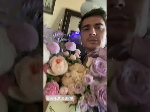 Нажми и смотри