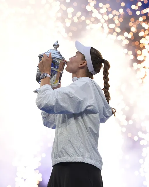 Елена Рыбакина выиграла турнир Елена Рыбакина выиграла турнир