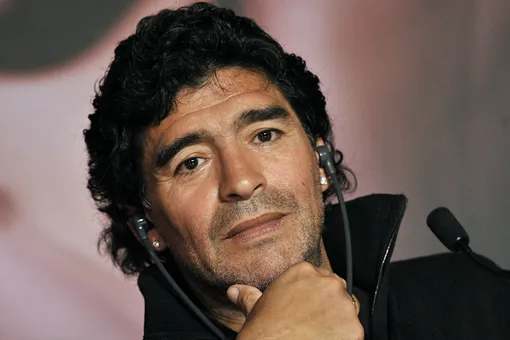 Попавший в реанимацию из-за коронавируса сын Диего Марадоны узнал о смерти отца