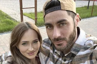 «Плоду девять недель и три дня»: Тигран Салибеков привез 20-летнюю беременную невесту на УЗИ «Плоду девять недель и три дня»: Тигран Салибеков привез 20-летнюю беременную невесту на УЗИ