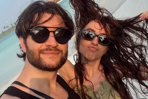 Мари Краймбрери показала постельное фото Давы в день его 33-летия Мари Краймбрери показала постельное фото Давы в день его 33-летия