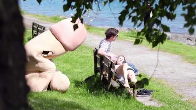 Нажми и смотри