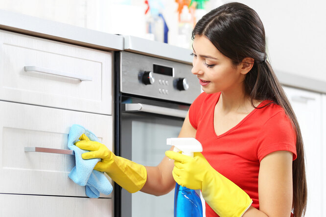 hydrogen peroxide solution for cleaning cabinets